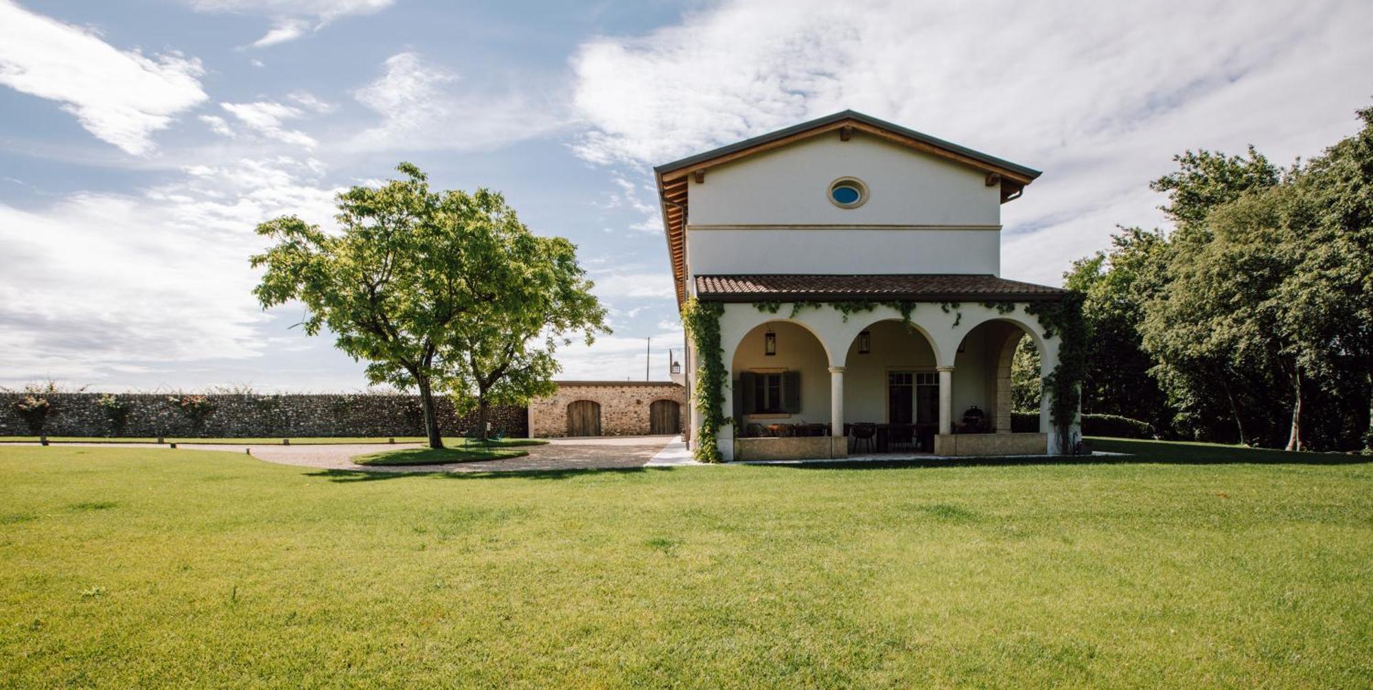 Corte Lanfranconi Pescantina Esterno foto